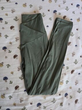 Offline By Aerie Green Cross Front Leggings